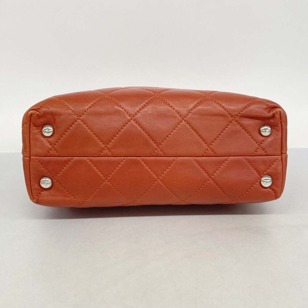 CHANEL Red Lambskin Leather Tote Bag - Picture 3 of 9